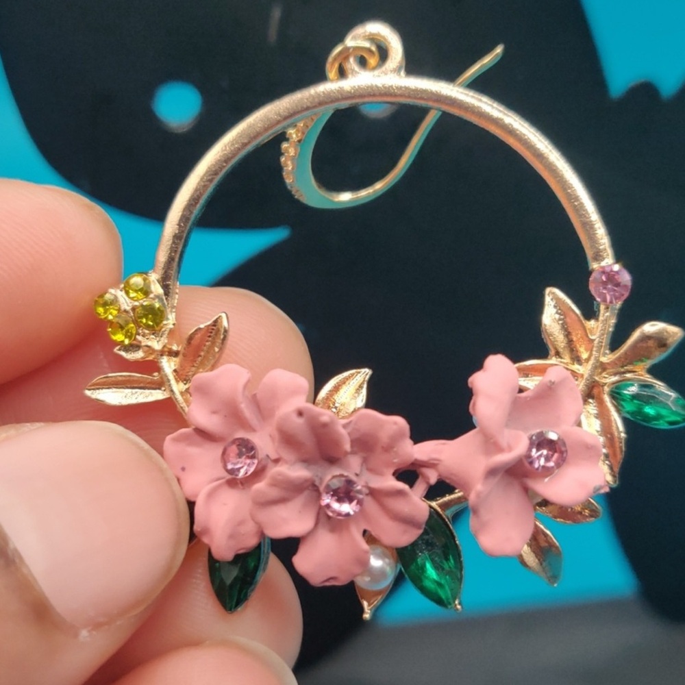 Handcrafted Bouquet of Flowers Earrings - Picture 3 of 3